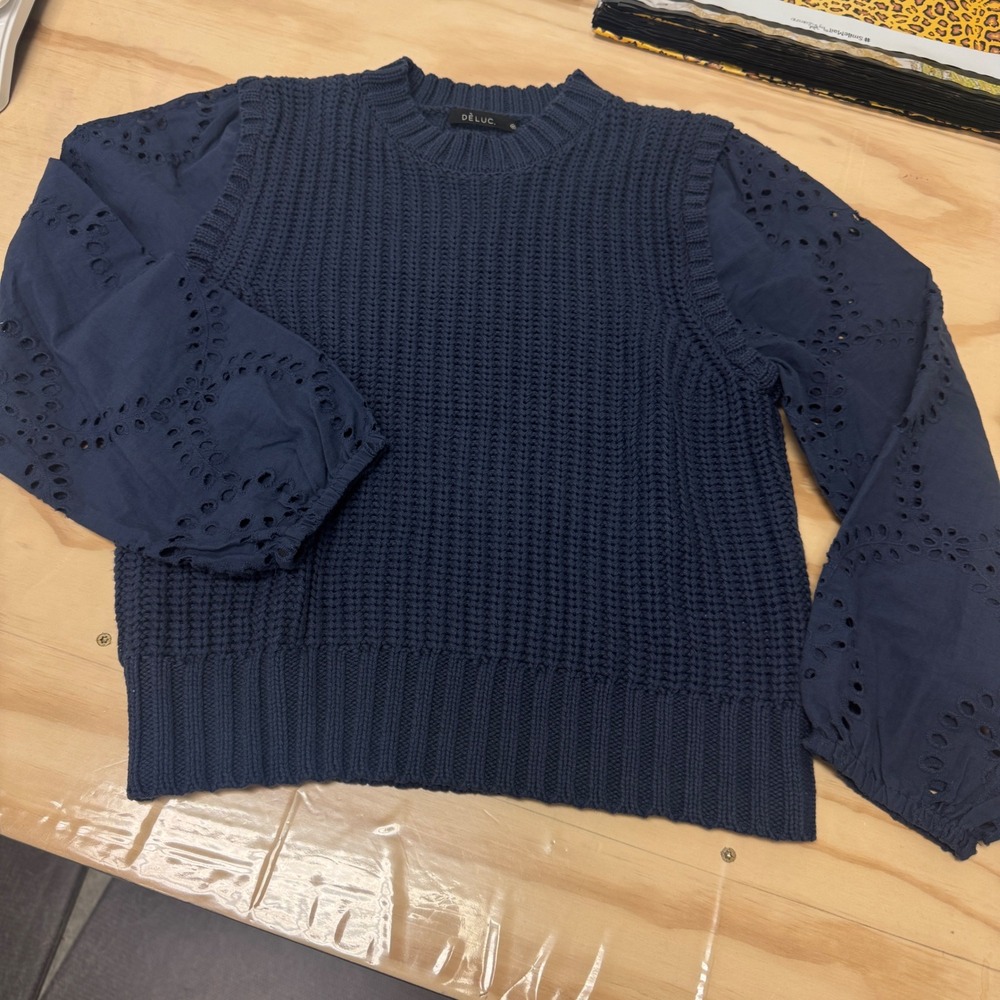 DELUC Navy Blue Eyelet‎ Puff Sleeve Knit Sweater Style 9172D Women's Medium
